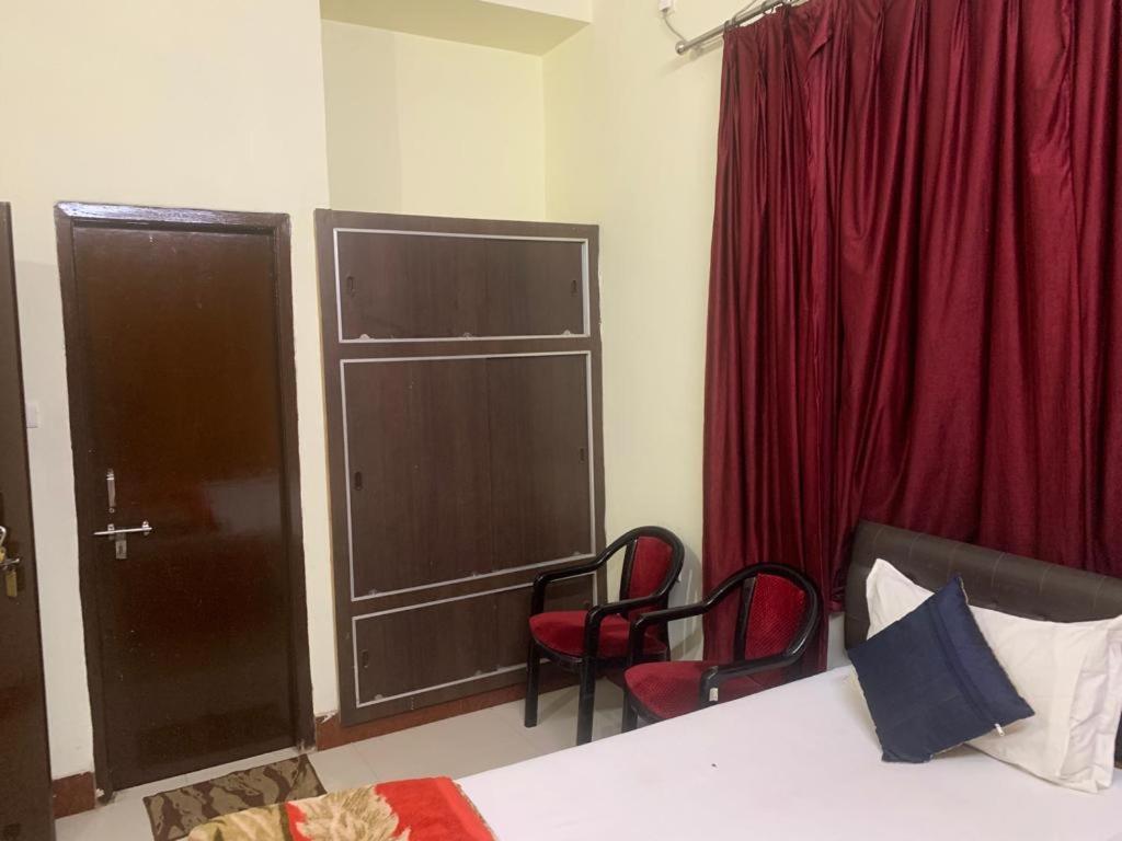 Narendra Guest House Kakarmatha Eksteriør bilde